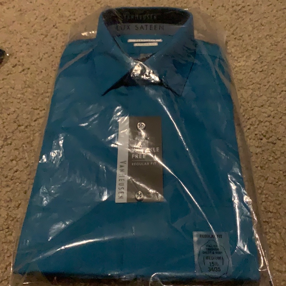 Men’s dress shirt